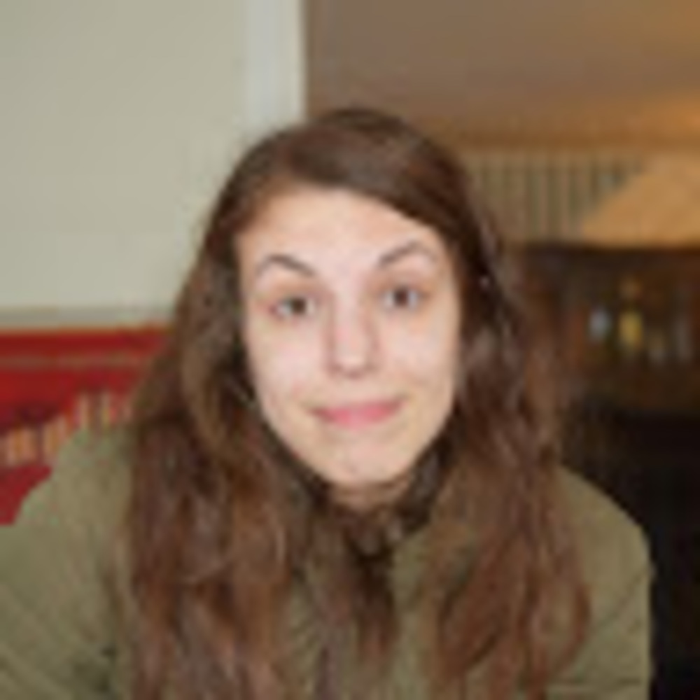 Meet your Posher, Dee